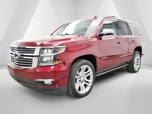 Used 2020 Chevrolet Tahoe Premier w/ Premier Plus Edition AWD/4WD image 3