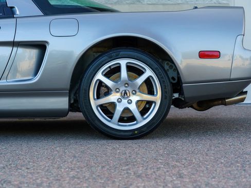Used 1999 Acura NSX T RWD image 35