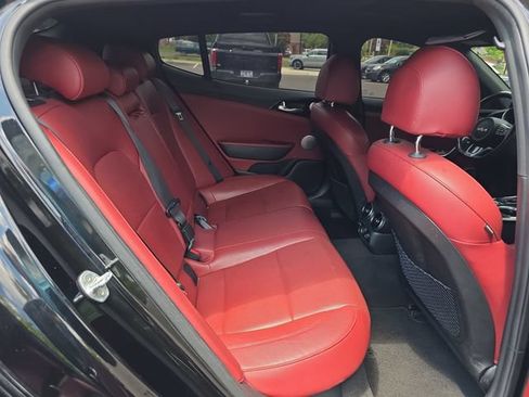 Used 2022 Kia Stinger GT-Line w/ Sun & Sound Package RWD image 14