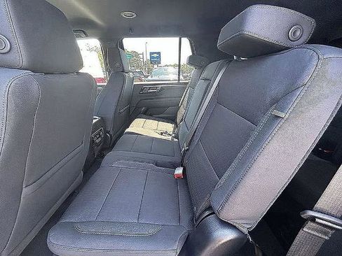New 2025 Chevrolet Tahoe LS image 32