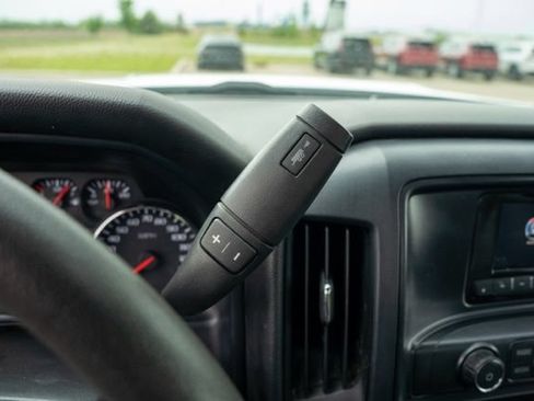 Used 2015 GMC Sierra 3500 2WD Regular Cab image 19