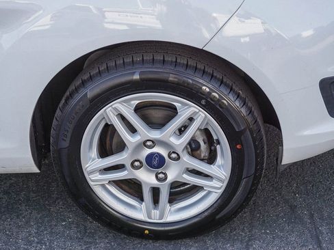 Used 2017 Ford Fiesta SE image 10