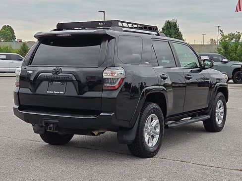 Used 2019 Toyota 4Runner SR5 AWD/4WD image 5
