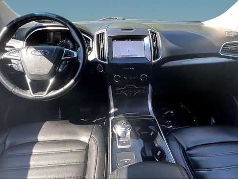 Used 2019 Ford Edge SEL w/ Equipment Group 201A AWD/4WD image 7