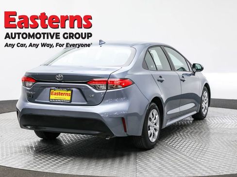 Used 2024 Toyota Corolla LE FWD image 5