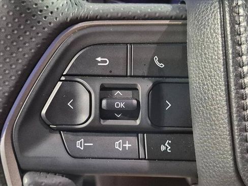 Used 2026 Toyota 4Runner SR5 RWD image 13
