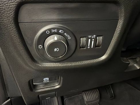 Used 2022 Jeep Grand Cherokee L Limited w/ Trailer Tow Group (B) AWD/4WD image 22