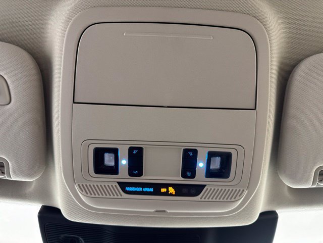 Used 2023 Ford Explorer Platinum w/ Technology Package AWD/4WD image 17