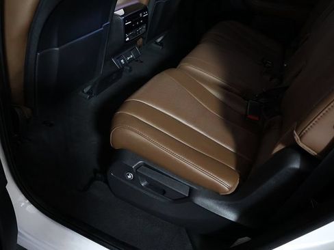 Used 2024 Acura MDX SH-AWD w/ Technology Package image 30