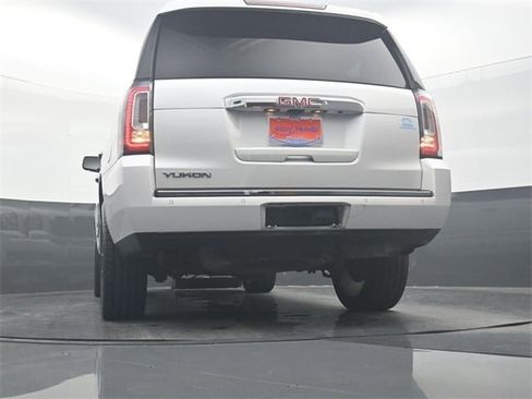 Used 2020 GMC Yukon Denali w/ Denali Ultimate Package image 33