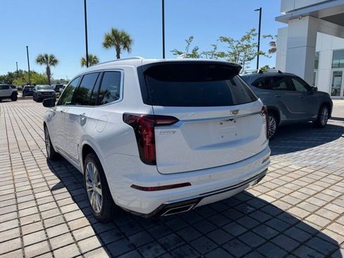 Certified 2024 Cadillac XT6 Premium Luxury w/ Technology Package FWD image 10