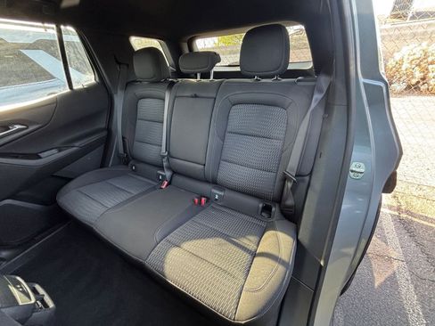 Used 2025 Chevrolet Equinox LT FWD image 37