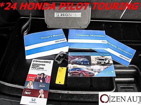 Used 2024 Honda Pilot Touring image 13