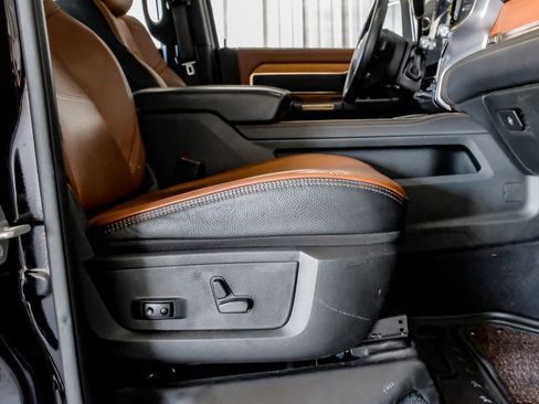 Used 2024 RAM 2500 Limited image 32