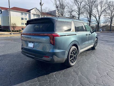 New 2026 Kia Carnival SX Prestige image 3