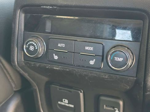 Used 2019 GMC Acadia Denali w/ Technology Package image 29