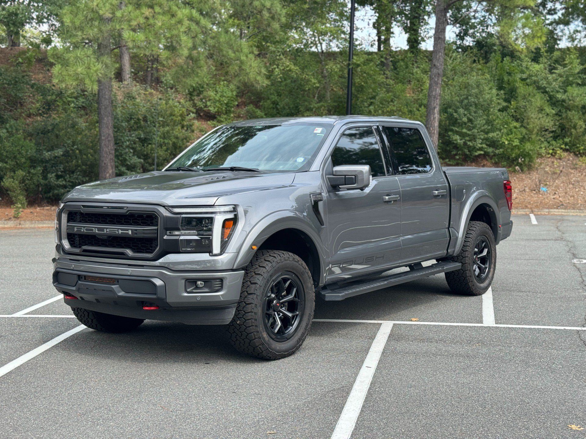 Used 2025 Ford F150 Lariat w/ Equipment Group 502A High AWD/4WD image 4