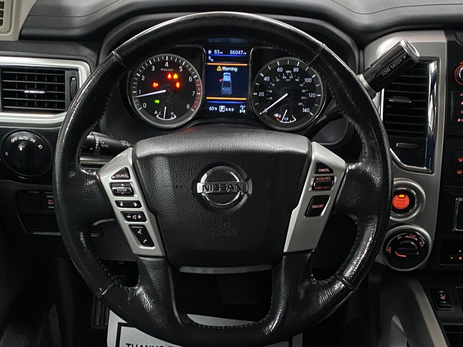 Used 2019 Nissan Titan SV AWD/4WD image 16