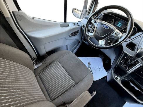 Used 2017 Ford Transit 150 XL image 28