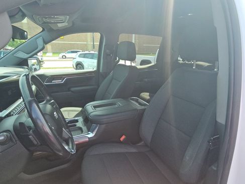 Used 2022 Chevrolet Silverado 1500 RST AWD/4WD image 23