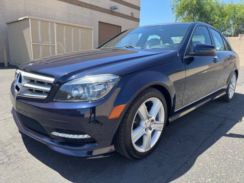 Used 2011 Mercedes-Benz C 300 Sedan image 4