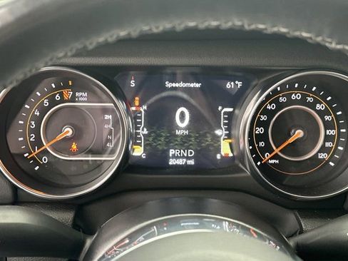 Certified 2022 Jeep Wrangler Unlimited Sahara w/ Cold Weather Group image 34