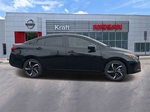 New 2025 Nissan Versa SR image 2