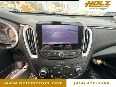 Used 2022 Chevrolet Malibu RS image 15