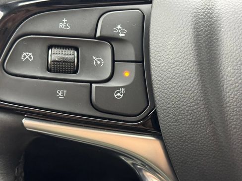 Used 2023 Buick Enclave Essence w/ Experience Buick Package FWD image 23
