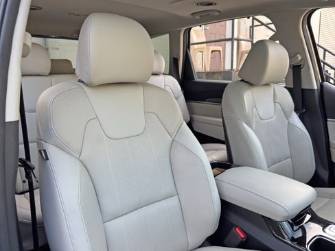 Used 2023 Kia Telluride EX AWD/4WD image 39