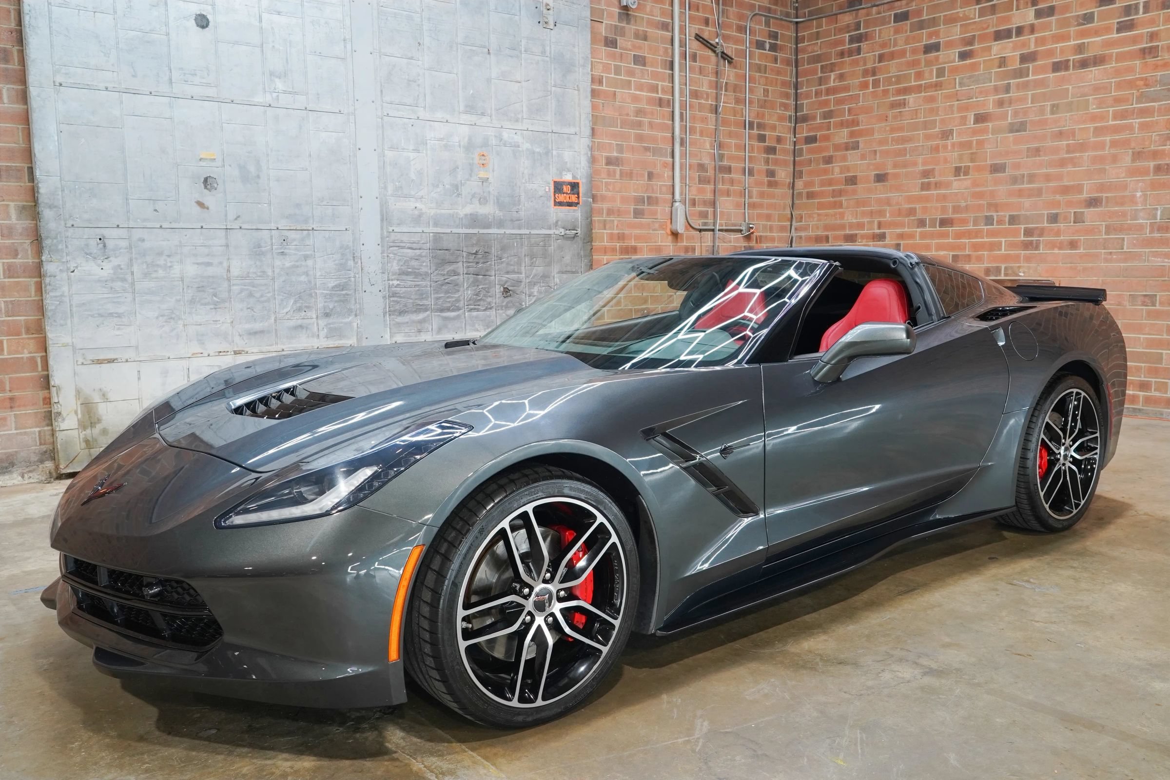 Used 2017 Chevrolet Corvette Stingray Coupe RWD image 34