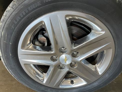 Used 2016 Chevrolet Equinox LT w/ LT Convenience Package image 21