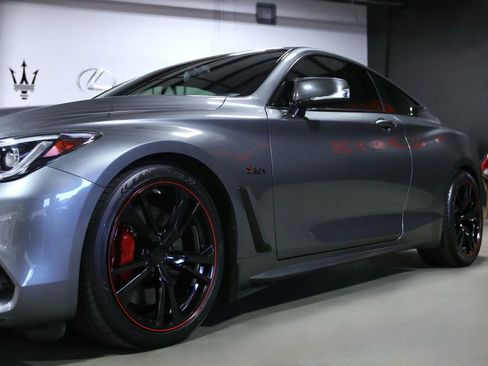 Used 2017 INFINITI Q60 Red Sport 400 image 8