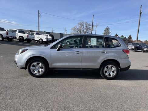 Used 2018 Subaru Forester 2.5i image 8