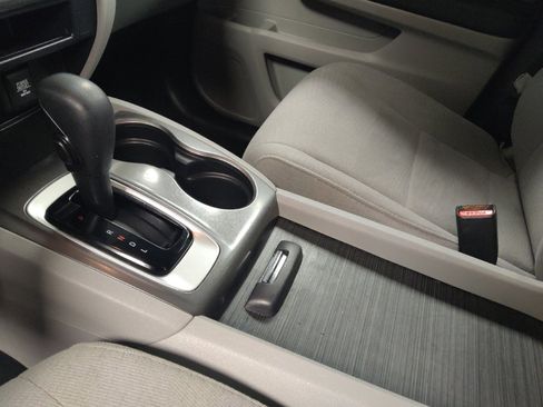 Used 2018 Honda Pilot LX image 26