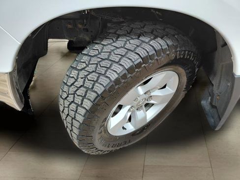 Used 2023 RAM 1500 Classic SLT w/ Protection Group AWD/4WD image 23