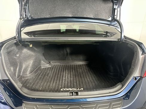 Used 2018 Toyota Corolla SE FWD image 26