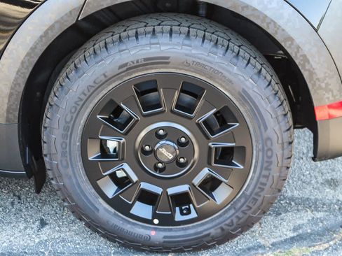 New 2025 Hyundai Ioniq 5 XRT image 19