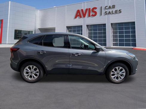 Used 2025 Ford Escape Active AWD/4WD image 5