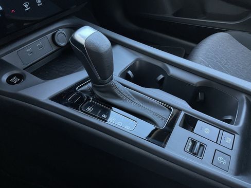 New 2026 Nissan Sentra SV image 32