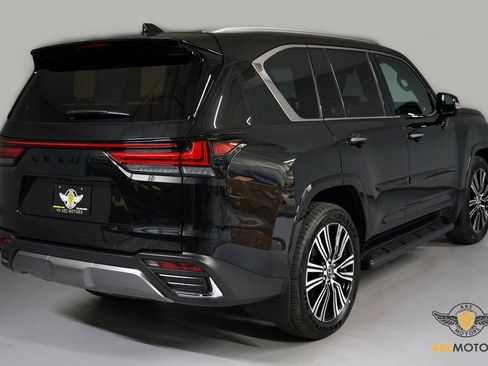 Used 2026 Lexus LX 600 4WD w/ Accessory Package (Z1) image 6