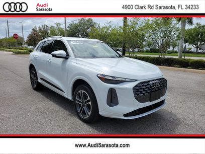 Used 2025 Audi Q5 Premium w/ Convenience Package
