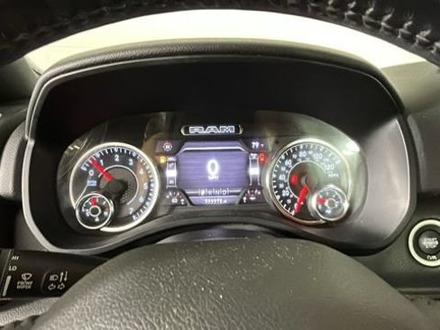 Used 2023 RAM 1500 Big Horn AWD/4WD image 17