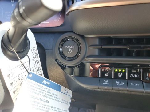 New 2025 Toyota Crown Signia image 20