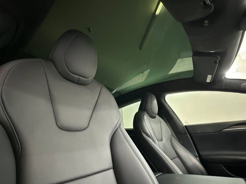 Used 2022 Tesla Model S AWD image 26