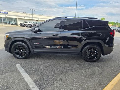 Used 2024 GMC Terrain AT4 w/ Infotainment Package II AWD/4WD image 29