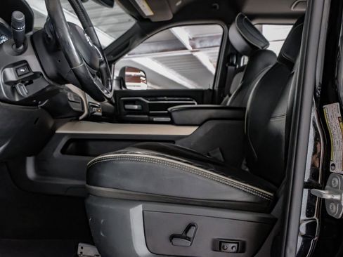 Used 2019 RAM 2500 Laramie image 30