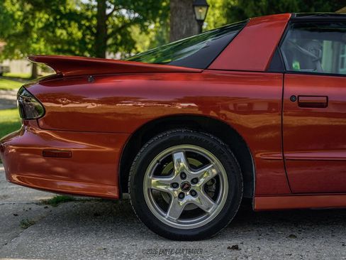Used 2002 Pontiac Firebird Trans Am RWD image 10