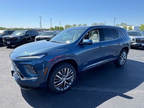 New 2026 Buick Enclave Avenir w/ Super Cruise Package AWD/4WD image 11