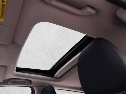 Used 2015 Honda Fit EX image 16